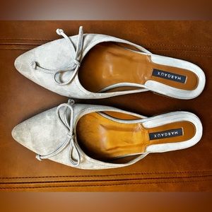 Margaux The Ballet Mule